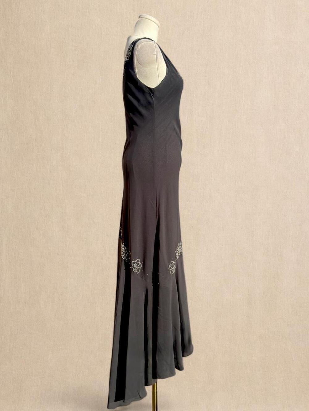 Black maxi dress with beaded floral and ruffled hem - Picture 7 of 8